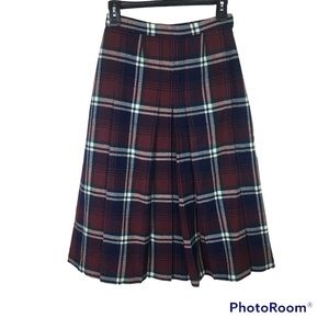 Vintage Laird-Portch Scottish wool plaid pleated midi skirt